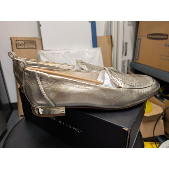 Naturalizer Jordyn Women's Loafer - 8.5 - Picture 2 of 6